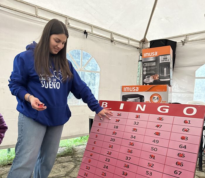 Bingo solidario en el Minimarket 2025